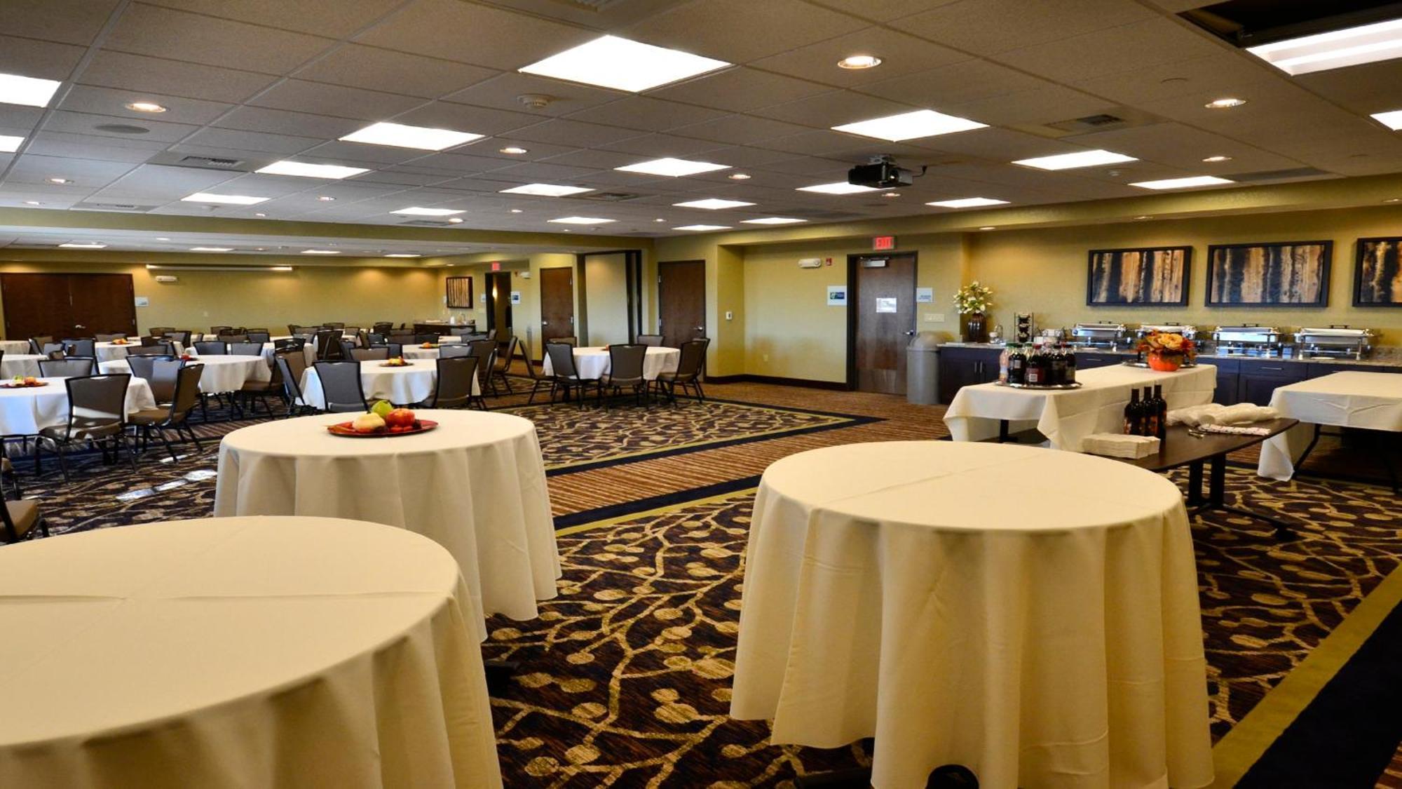 Holiday Inn Express Belgrade-Bozeman Area By Ihg Kültér fotó
